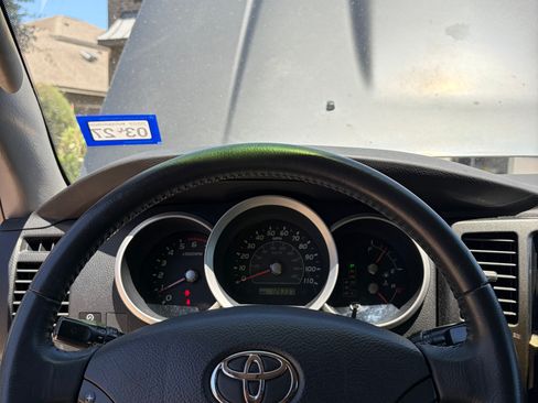 Used 2006 Toyota 4Runner Sport AWD/4WD image 13