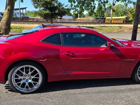 Used 2015 Chevrolet Camaro LT w/ LPO, Black Appearance Package image 4