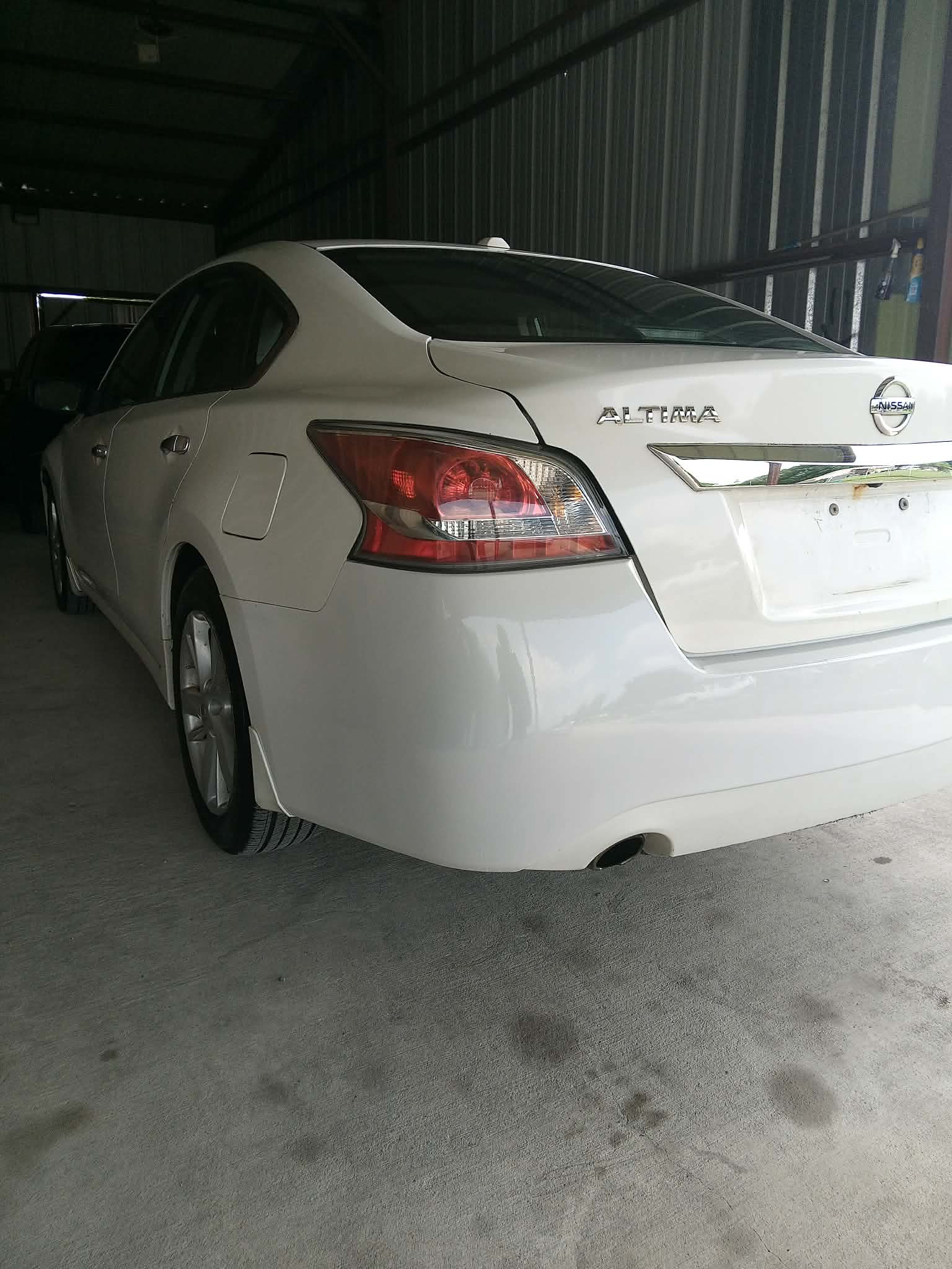 Used 2014 Nissan Altima 2.5 SV FWD image 14
