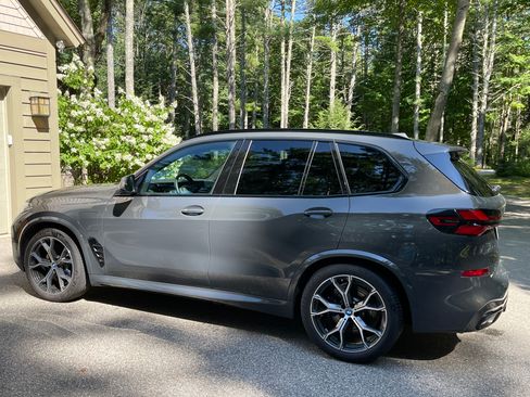 Used 2025 BMW X5 xDrive50e w/ Executive Package AWD/4WD image 1