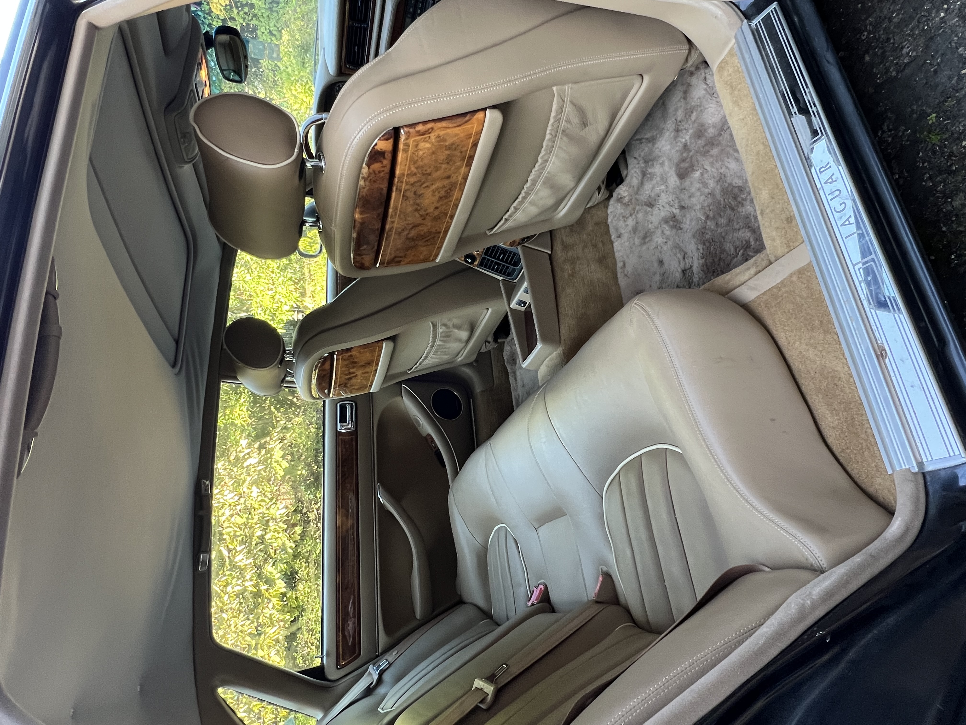 Used 1997 Jaguar XJ Vanden Plas RWD image 11