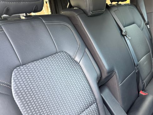 Used 2022 Ford Bronco Raptor image 13