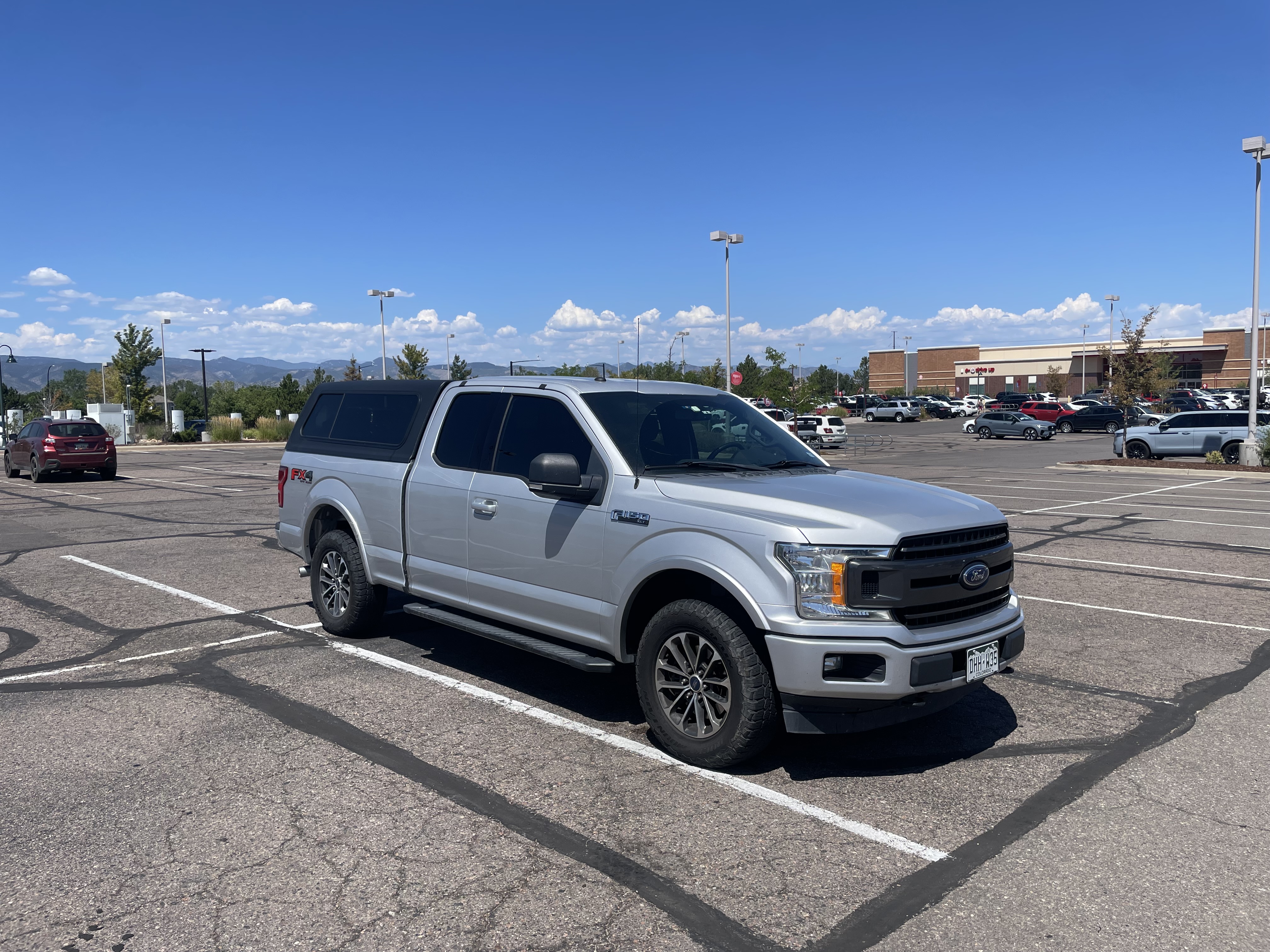 Used 2018 Ford F150 XLT w/ Equipment Group 302A Luxury AWD/4WD image 4
