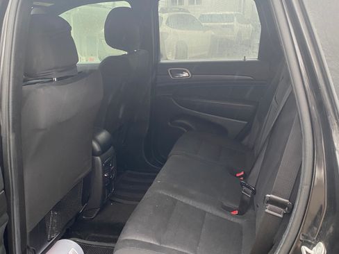 Used 2014 Jeep Grand Cherokee Laredo w/ Security & Convenience Group image 2