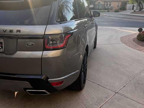Used 2019 Land Rover Range Rover Sport HSE Dynamic AWD/4WD image 8