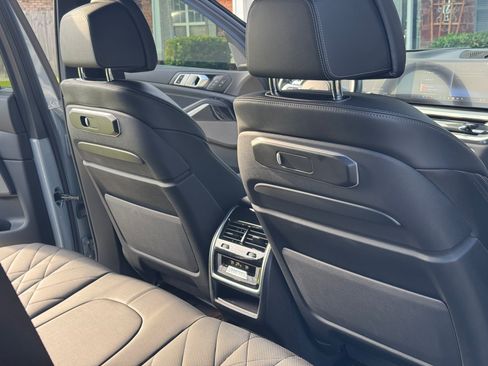 Used 2024 BMW X5 sDrive40i w/ Executive Package RWD image 11