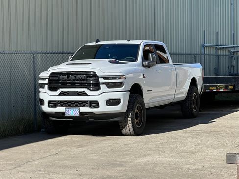 Used 2025 RAM 3500 Laramie w/ Night Edition image 10