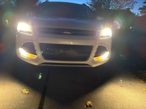 Used 2015 Ford Escape Titanium image 19