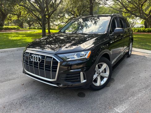 Used 2023 Audi Q7 2.0T Premium Plus w/ Premium Plus Package AWD/4WD image 1