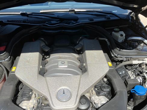 Used 2015 Mercedes-Benz C 63 AMG Coupe image 4