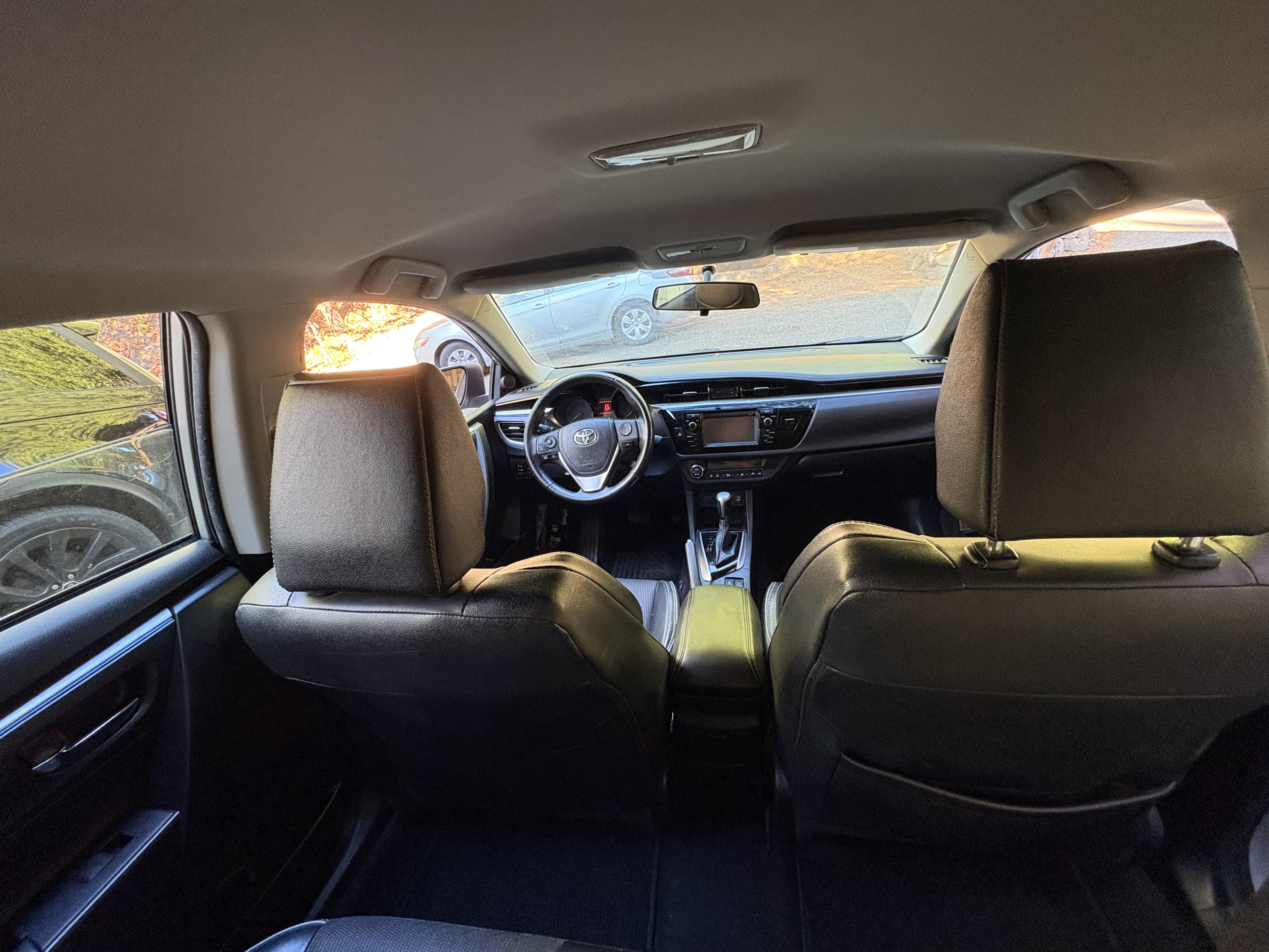 Used 2015 Toyota Corolla S FWD image 11