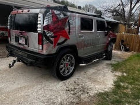 Used 2005 HUMMER H2 w/ Preferred Equipment Group image 11