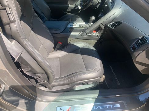 Used 2016 Chevrolet Corvette Stingray Coupe w/ Battery Protection Package image 18