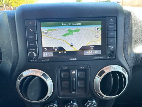 Used 2017 Jeep Wrangler Unlimited Sahara w/ Max Tow Package image 6