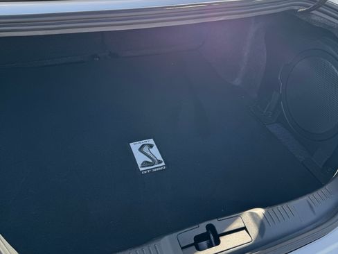 Used 2019 Ford Mustang Shelby GT350 w/ Technology Package image 11