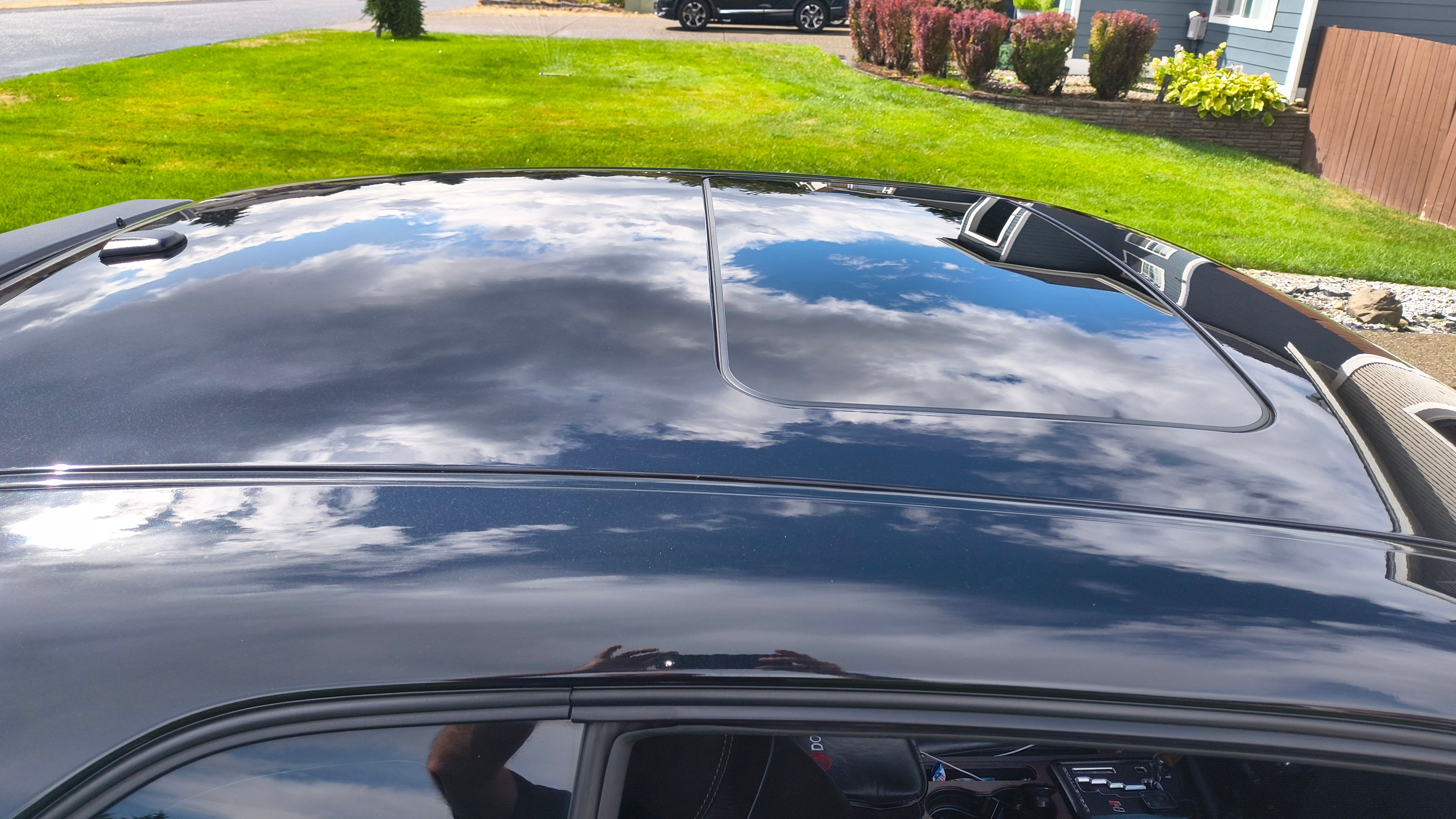 Used 2010 Dodge Challenger R/T RWD image 4