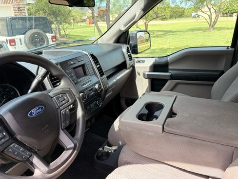 Used 2018 Ford F150 XLT RWD image 12