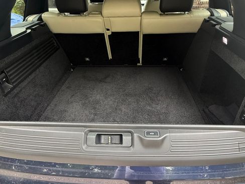 Used 2019 Land Rover Range Rover Long Wheelbase Supercharged AWD/4WD image 11