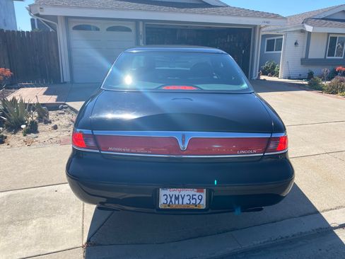 Used 1998 Lincoln Mark VIII RWD image 6