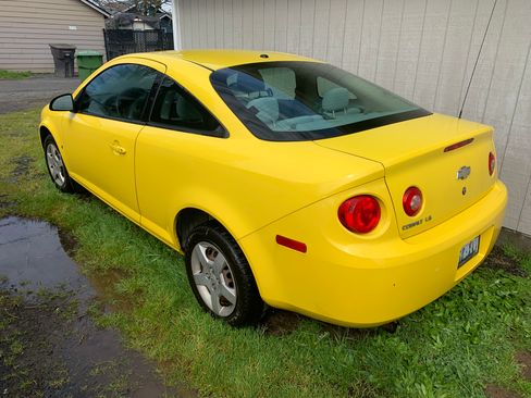 Used 2008 Chevrolet Cobalt LS image 2