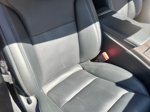 Used 2022 Tesla Model S Standard Range image 14