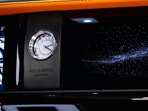 Used 2025 Rolls-Royce Spectre w/ Spectre Launch Package image 25