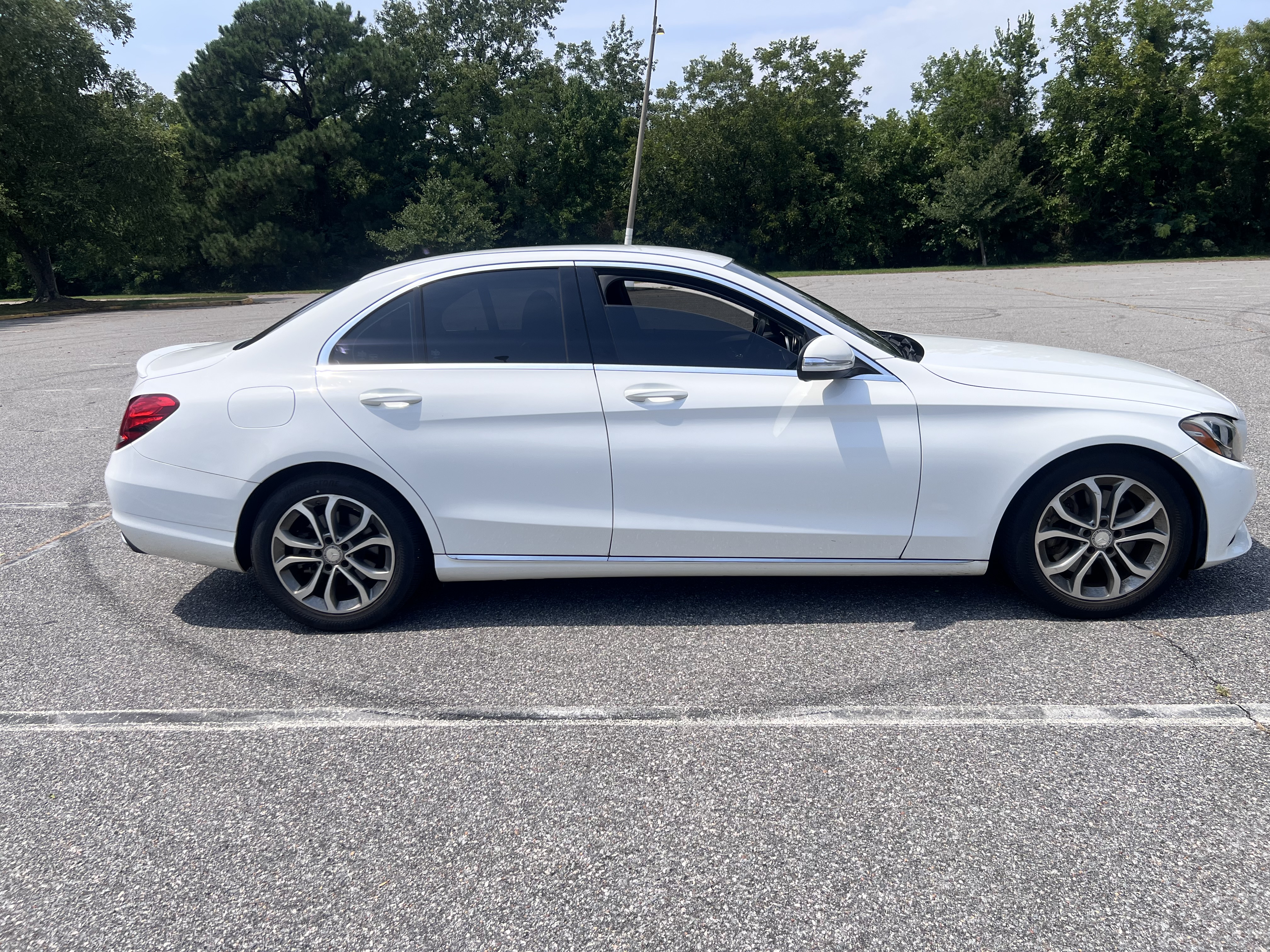 Used 2015 Mercedes-Benz C 300 Sedan image 13