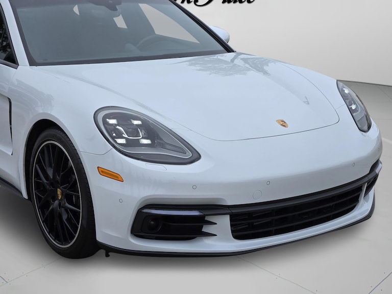 Used 2018 Porsche Panamera image 20