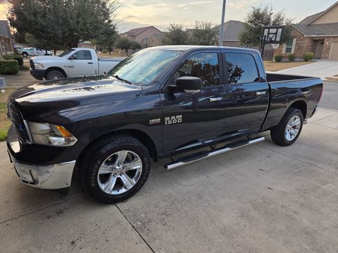 Used 2014 RAM 1500 Big Horn image 4