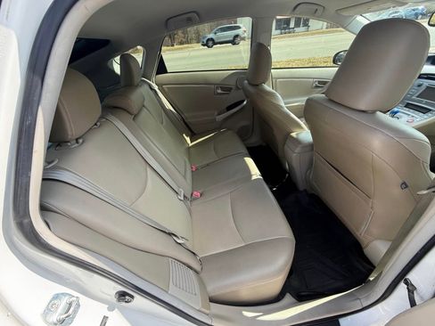 Used 2012 Toyota Prius Four image 17