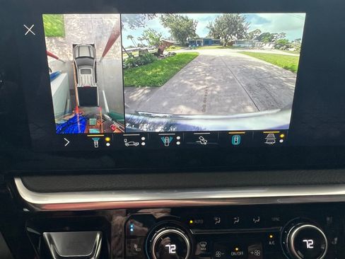 Used 2022 GMC Sierra 1500 Denali w/ Denali Reserve Package AWD/4WD image 19