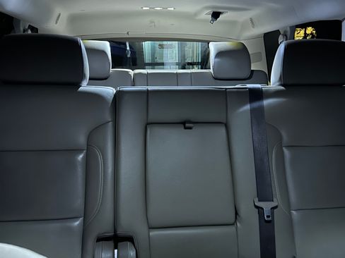 Used 2020 GMC Yukon XL SLT w/ Open Road Package image 9