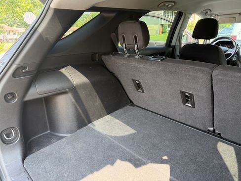 Used 2018 Chevrolet Equinox LT AWD/4WD image 14