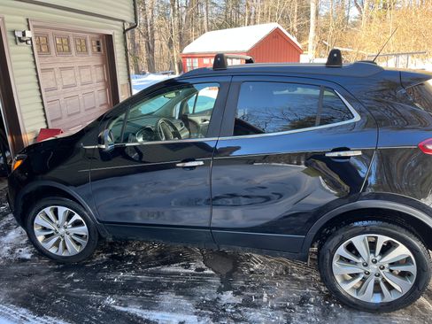 Used 2018 Buick Encore Preferred image 13
