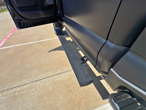 Used 2025 Ford F250 Lariat w/ Lariat Ultimate Package image 10