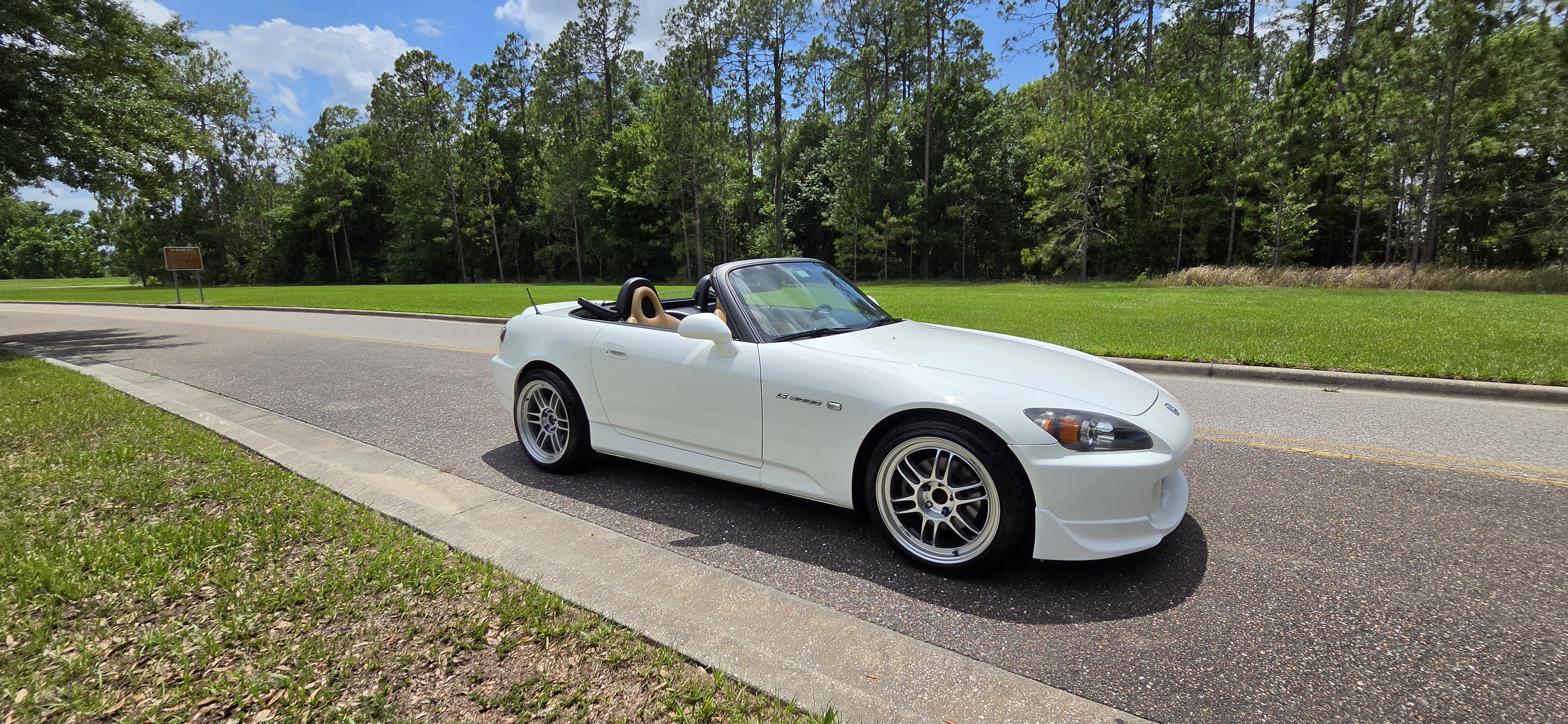 Used 2004 Honda S2000 image 8