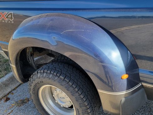 Used 2016 Ford F350 Lariat w/ Lariat Interior Package image 13