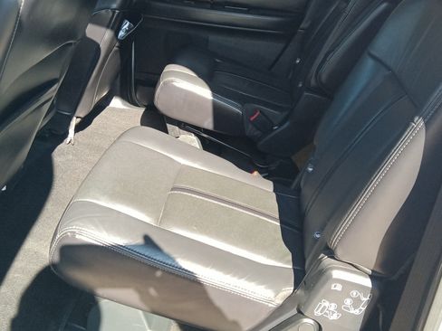 Used 2016 Lincoln Navigator L Select image 16