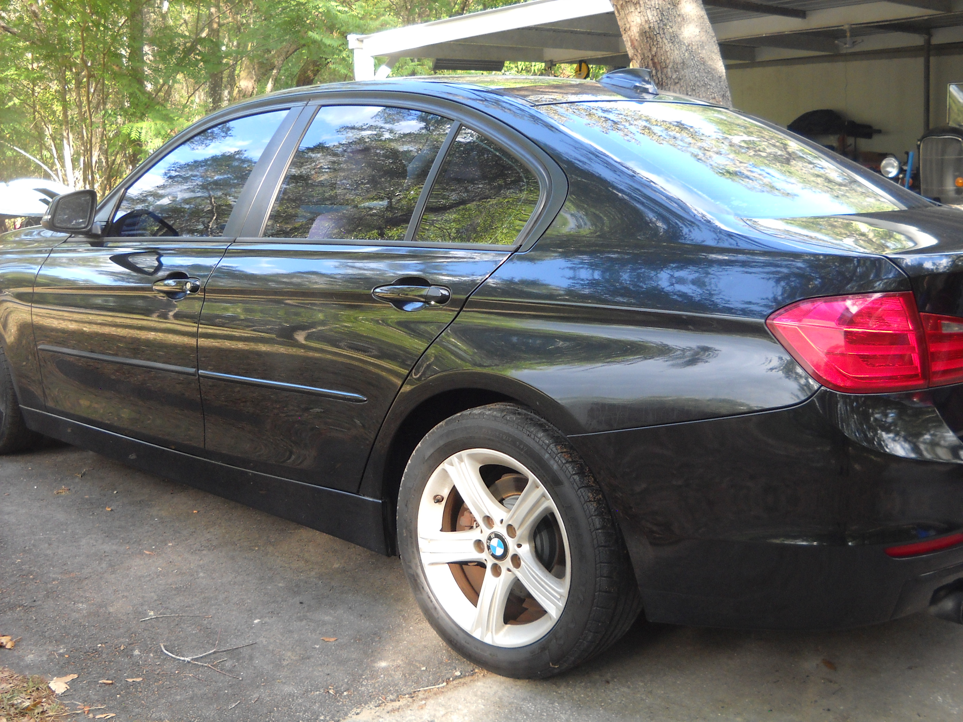 Used 2013 BMW 328i xDrive Sedan AWD/4WD image 12