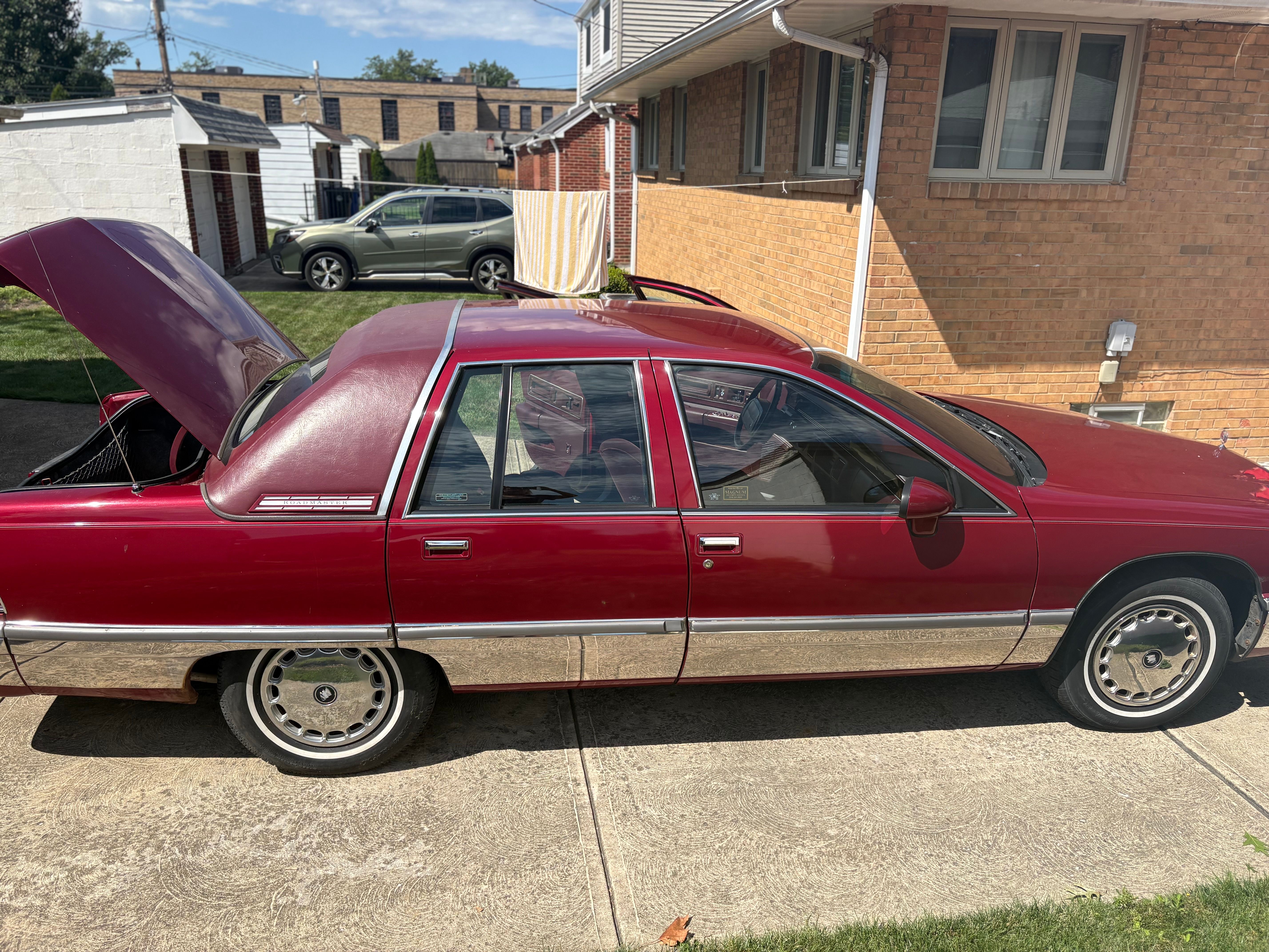 Used 1993 Buick Roadmaster Sedan RWD image 9