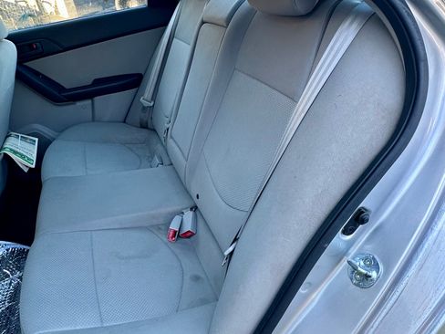Used 2010 Kia Forte EX image 23