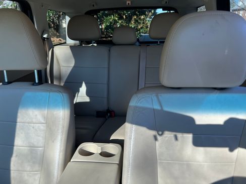 Used 2012 Ford Escape XLT image 8