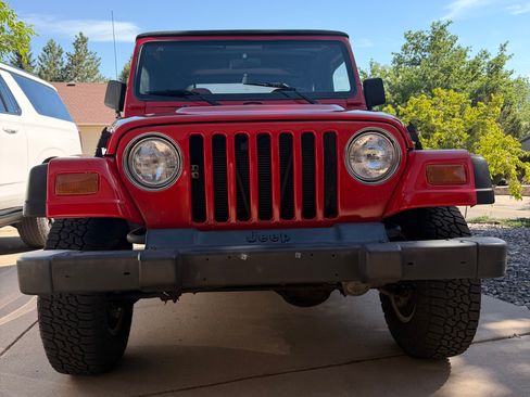 Used 1997 Jeep Wrangler SE AWD/4WD image 2