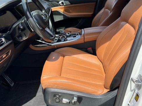 Used 2019 BMW X7 xDrive50i w/ M Sport Package image 10