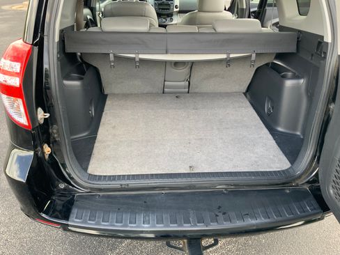 Used 2009 Toyota RAV4 Limited FWD image 14