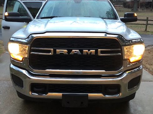 Used 2022 RAM 2500 Tradesman w/ Chrome Appearance Group image 1