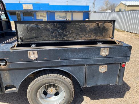 Used 2003 Chevrolet Silverado 3500 LS image 25