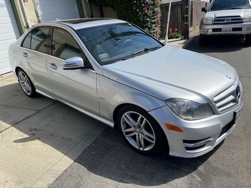 Used 2012 Mercedes-Benz C 250 Sedan image 2