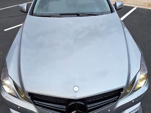 Used 2012 Mercedes-Benz E 550 E 550 Coupe 2D image 21