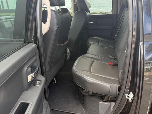 Used 2011 RAM 1500 Sport RWD image 10